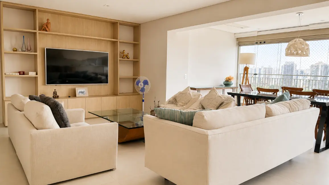 Apartamento com 3 quartos à venda, 149m2 em Moema, São Paulo - SP - imagem 4 Foto 4 de Apartamento com 3 quartos à venda, 149m2 em Moema, São Paulo - SP