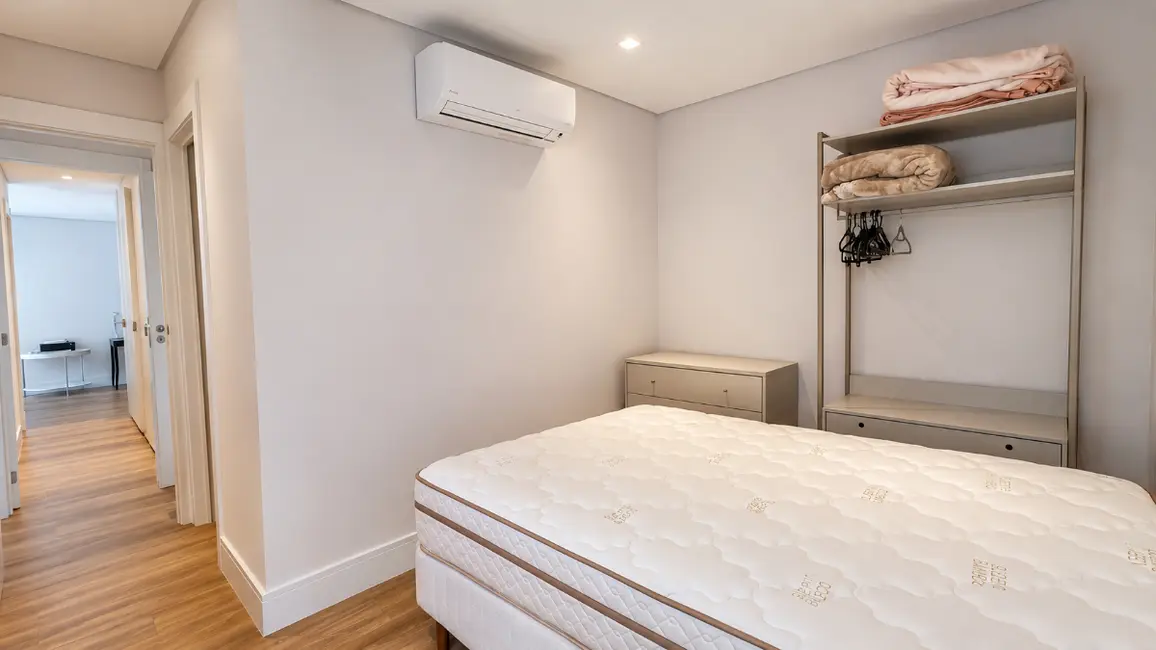Apartamento com 3 quartos à venda, 149m2 em Moema, São Paulo - SP - imagem 9 Foto 9 de Apartamento com 3 quartos à venda, 149m2 em Moema, São Paulo - SP