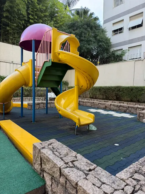 Apartamento com 3 quartos à venda, 127m2 em Higienópolis, São Paulo - SP - imagem 8 Foto 8 de Apartamento com 3 quartos à venda, 127m2 em Higienópolis, São Paulo - SP