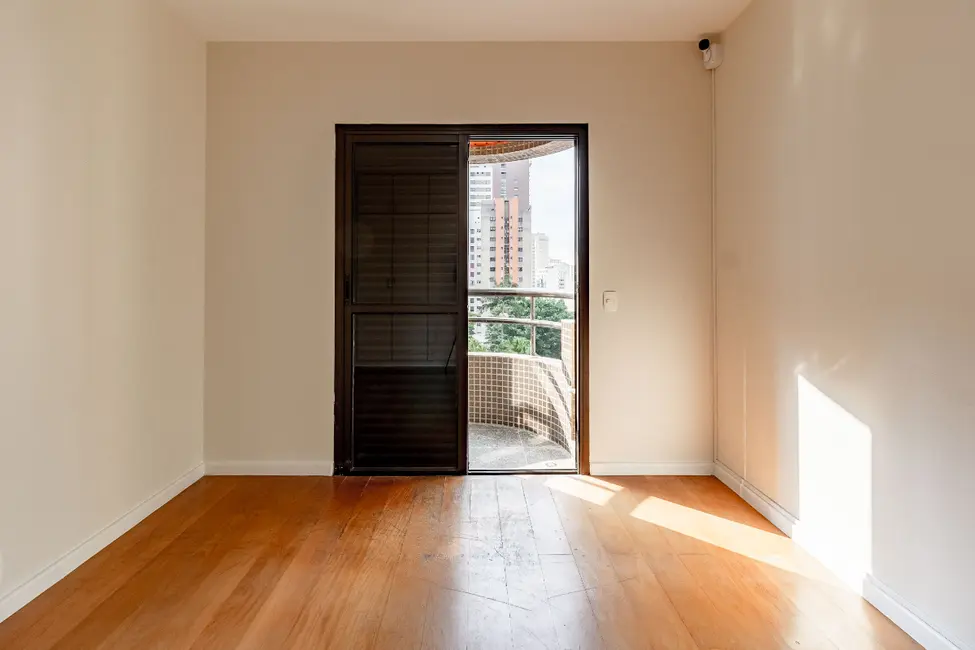 Apartamento com 3 quartos à venda, 191m2 em Perdizes, São Paulo - SP - imagem 8 Foto 8 de Apartamento com 3 quartos à venda, 191m2 em Perdizes, São Paulo - SP