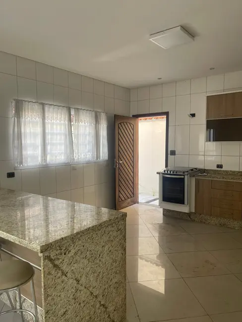 Casa com 3 quartos à venda, 264m2 em Lar São Paulo, São Paulo - SP - imagem 7 Foto 7 de Casa com 3 quartos à venda, 264m2 em Lar São Paulo, São Paulo - SP