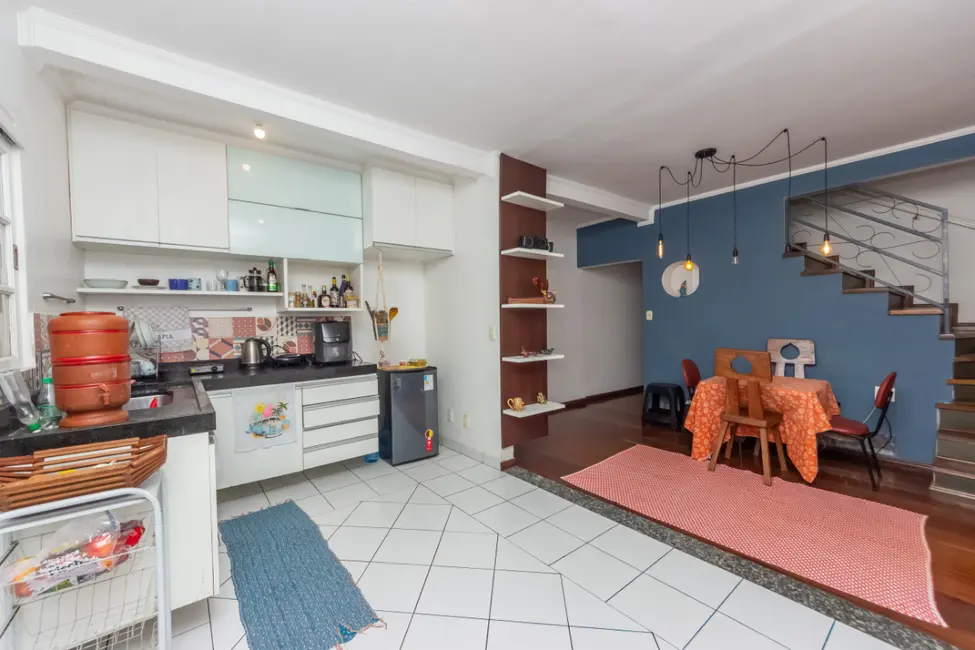 Foto 8 de Casa com 4 quartos à venda, 101m2 em Vila Elvira, São Paulo - SP