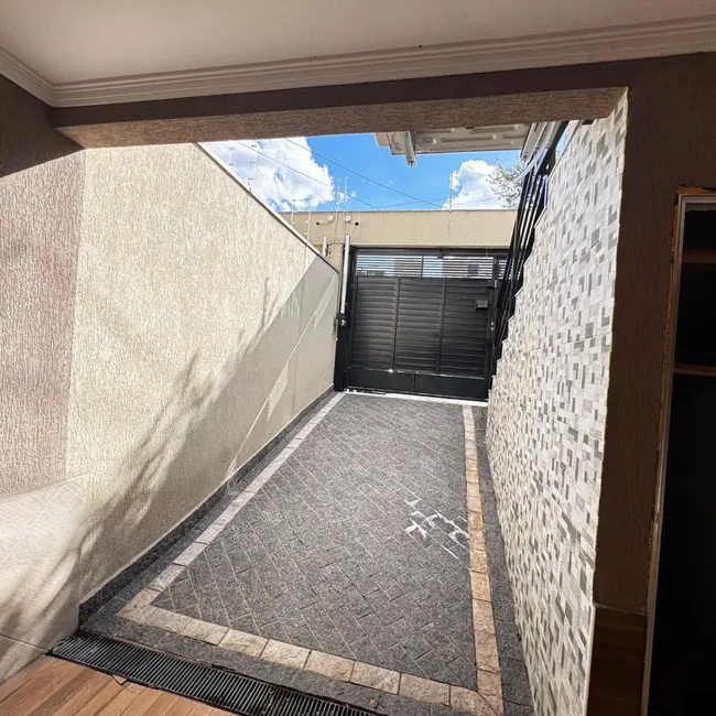 Casa com 3 quartos à venda, 220m2 em Parque São Domingos, São Paulo - SP - imagem 3 Foto 3 de Casa com 3 quartos à venda, 220m2 em Parque São Domingos, São Paulo - SP