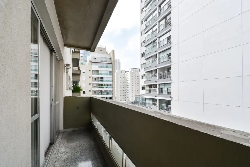 Foto 7 de Apartamento com 3 quartos à venda, 118m2 em Moema, São Paulo - SP
