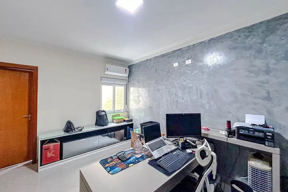 Casa com 4 quartos à venda, 212m2 em Penha de França, São Paulo - SP - imagem 5 Foto 5 de Casa com 4 quartos à venda, 212m2 em Penha de França, São Paulo - SP