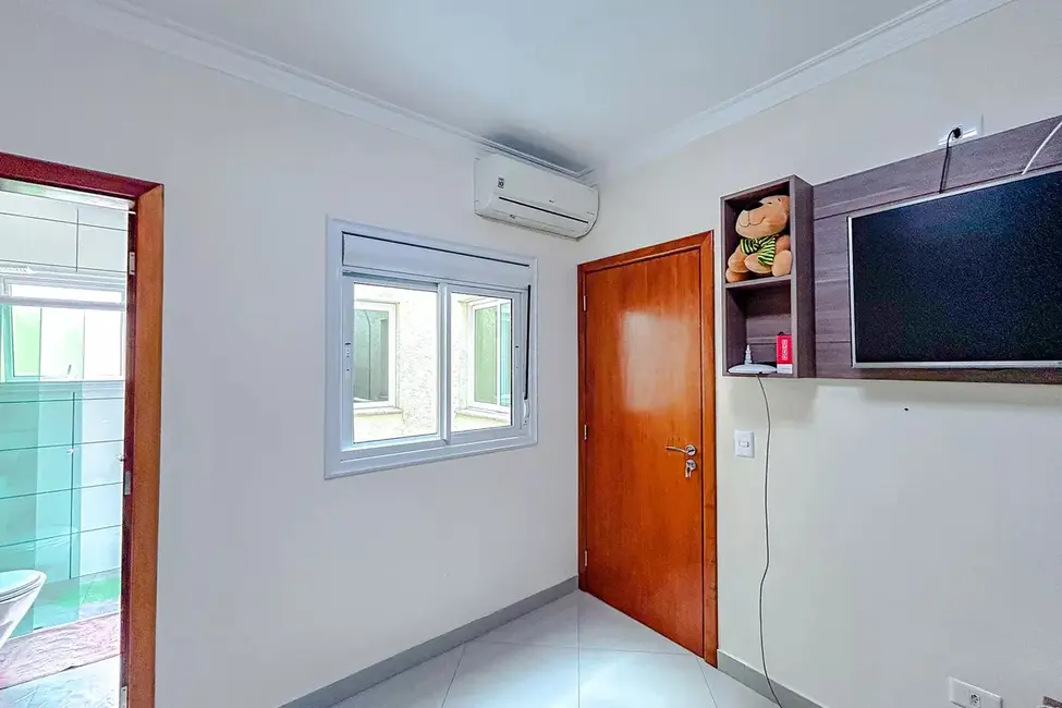 Casa com 4 quartos à venda, 212m2 em Penha de França, São Paulo - SP - imagem 8 Foto 8 de Casa com 4 quartos à venda, 212m2 em Penha de França, São Paulo - SP