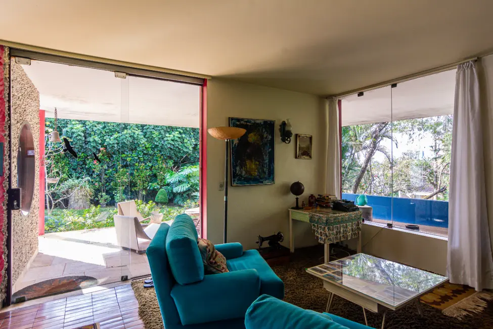 Casa com 4 quartos à venda, 1062m2 em Jardim Leonor, São Paulo - SP - imagem 1 Foto 1 de Casa com 4 quartos à venda, 1062m2 em Jardim Leonor, São Paulo - SP
