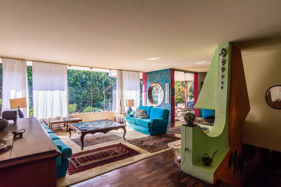 Casa com 4 quartos à venda, 1062m2 em Jardim Leonor, São Paulo - SP - imagem 2 Foto 2 de Casa com 4 quartos à venda, 1062m2 em Jardim Leonor, São Paulo - SP