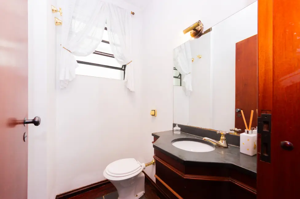 Casa com 4 quartos à venda, 303m2 em Alto da Boa Vista, São Paulo - SP - imagem 9 Foto 9 de Casa com 4 quartos à venda, 303m2 em Alto da Boa Vista, São Paulo - SP