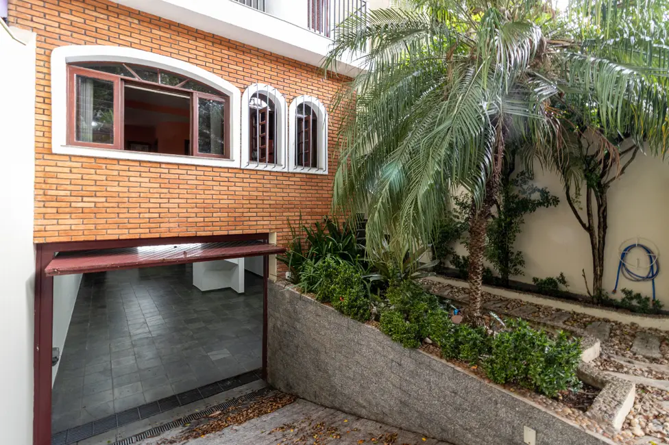 Foto 1 de Sobrado com 3 quartos à venda em Vila Albertina, São Paulo - SP