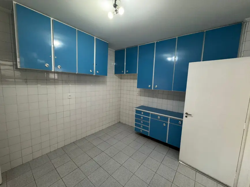 Apartamento com 3 quartos à venda, 154m2 em Higienópolis, São Paulo - SP - imagem 6 Foto 6 de Apartamento com 3 quartos à venda, 154m2 em Higienópolis, São Paulo - SP