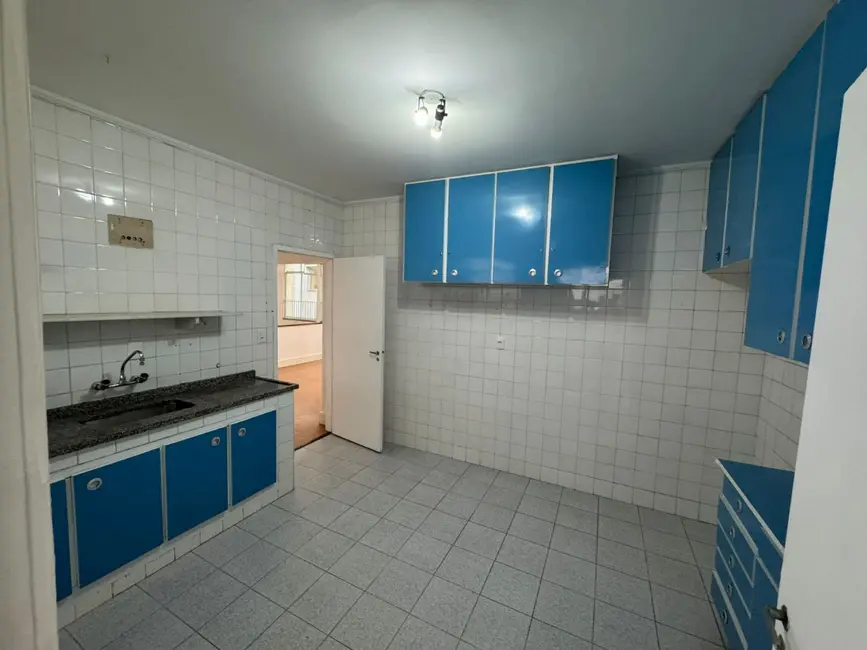 Apartamento com 3 quartos à venda, 154m2 em Higienópolis, São Paulo - SP - imagem 5 Foto 5 de Apartamento com 3 quartos à venda, 154m2 em Higienópolis, São Paulo - SP