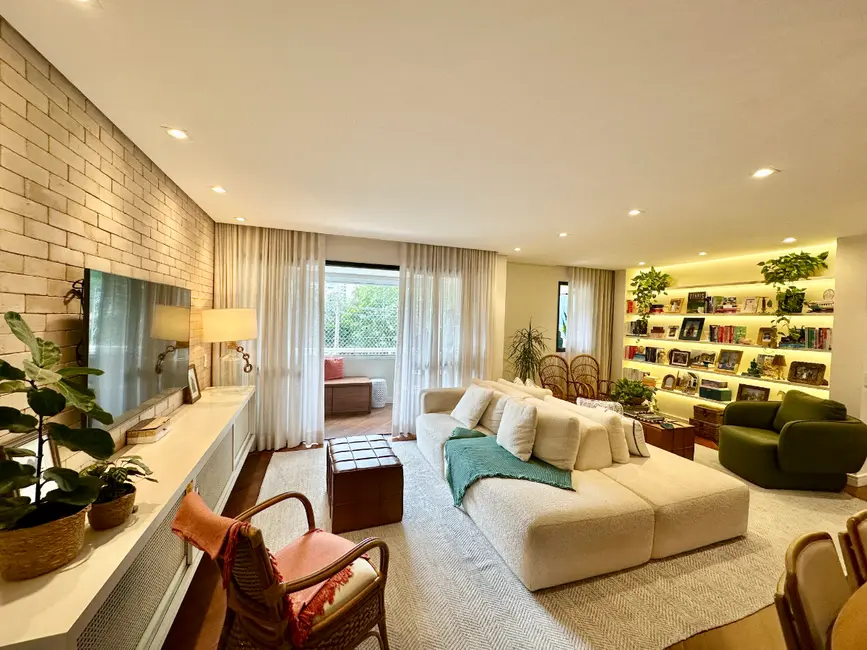 Foto 1 de Apartamento com 3 quartos à venda, 120m2 em Santo Amaro, São Paulo - SP