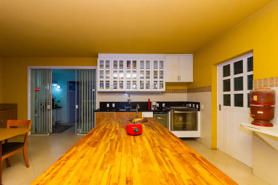 Casa com 3 quartos à venda, 255m2 em Vila Cordeiro, São Paulo - SP - imagem 1 Foto 1 de Casa com 3 quartos à venda, 255m2 em Vila Cordeiro, São Paulo - SP