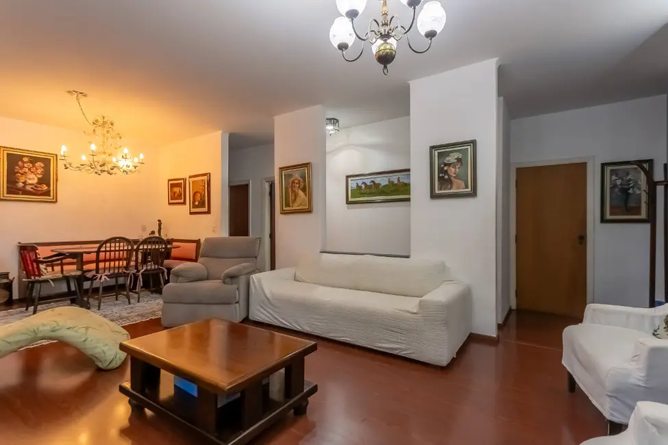 Foto 2 de Casa com 3 quartos à venda, 194m2 em Vila Cordeiro, São Paulo - SP