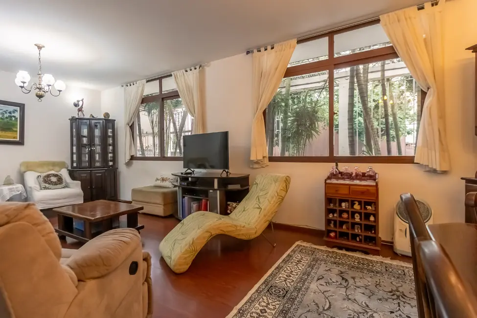 Foto 4 de Casa com 3 quartos à venda, 194m2 em Vila Cordeiro, São Paulo - SP