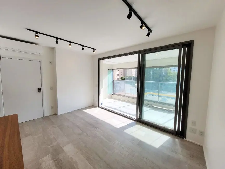 Foto 2 de Apartamento com 2 quartos à venda, 74m2 em Moema, São Paulo - SP