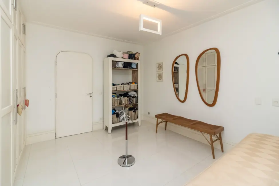 Apartamento com 3 quartos à venda em Aclimação, São Paulo - SP - imagem 7 Foto 7 de Apartamento com 3 quartos à venda em Aclimação, São Paulo - SP