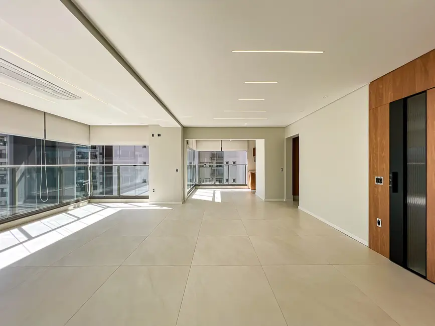 Foto 3 de Apartamento com 3 quartos à venda, 177m2 em Indianópolis, São Paulo - SP