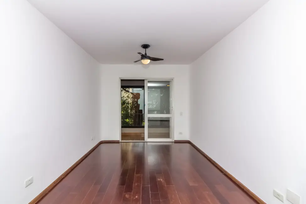 Apartamento com 3 quartos à venda em Moema, São Paulo - SP - imagem 3 Foto 3 de Apartamento com 3 quartos à venda em Moema, São Paulo - SP