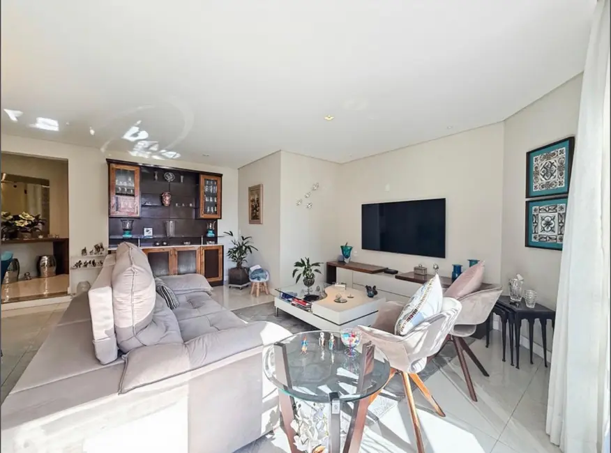 Foto 5 de Apartamento com 3 quartos à venda, 130m2 em Moema, São Paulo - SP