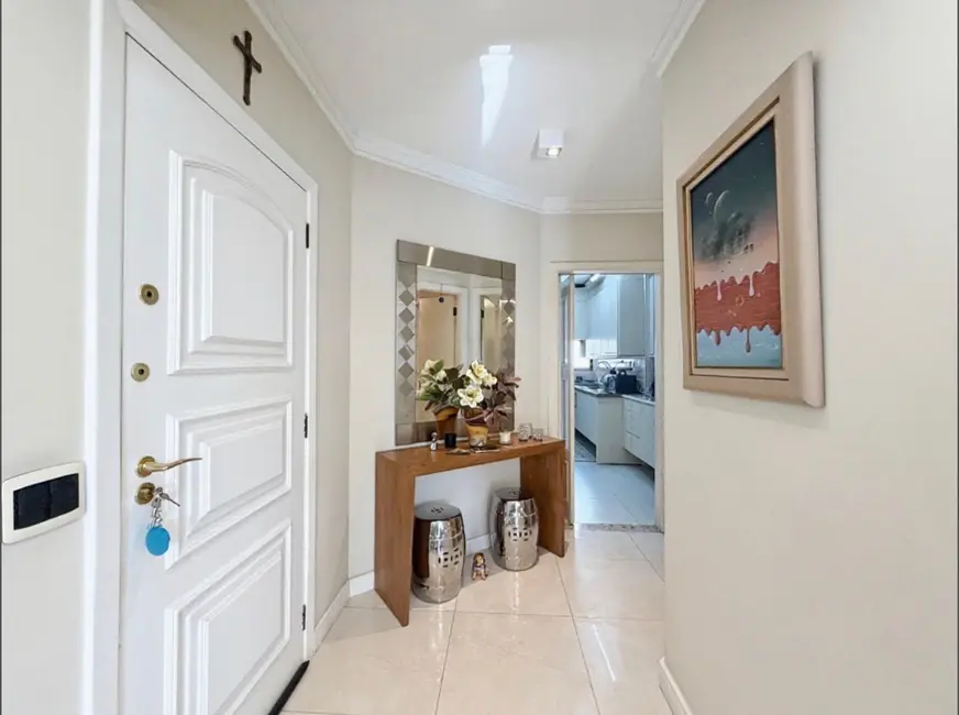 Foto 2 de Apartamento com 3 quartos à venda, 130m2 em Moema, São Paulo - SP