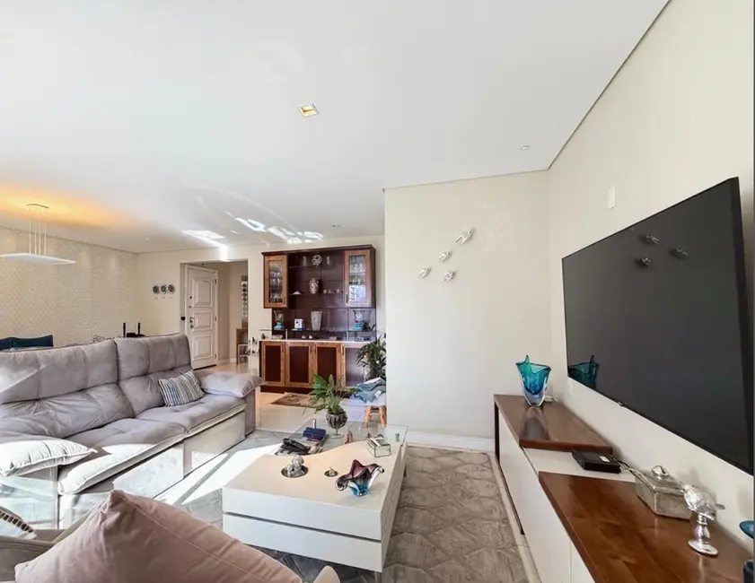 Foto 7 de Apartamento com 3 quartos à venda, 130m2 em Moema, São Paulo - SP