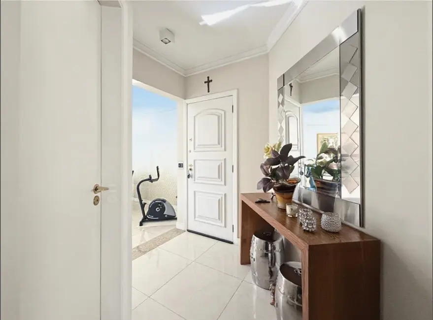 Foto 3 de Apartamento com 3 quartos à venda, 130m2 em Moema, São Paulo - SP