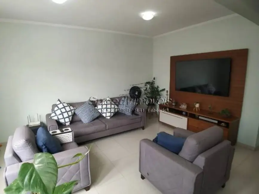 Foto 1 de Sobrado com 3 quartos à venda, 230m2 em Aparecida, Santos - SP