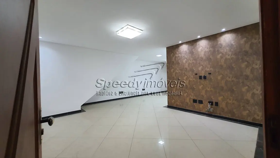 Casa com 3 quartos à venda, 160m2 em Estuário, Santos - SP - imagem 4 Foto 4 de Casa com 3 quartos à venda, 160m2 em Estuário, Santos - SP
