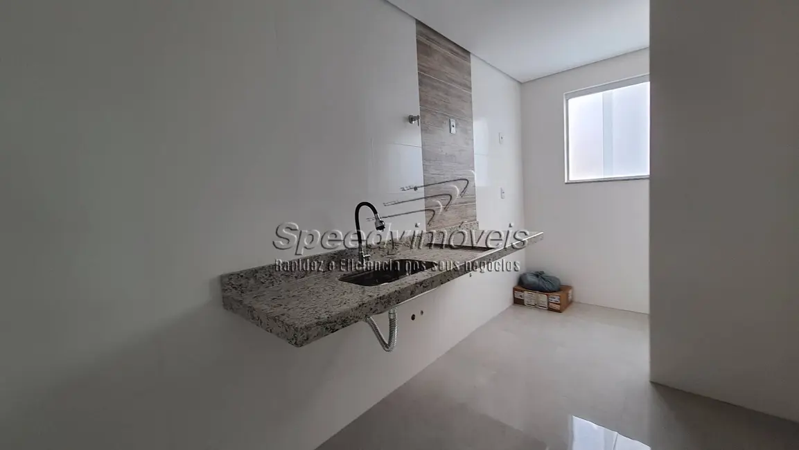 Casa com 2 quartos à venda, 100m2 em Campo Grande, Santos - SP - imagem 3 Foto 3 de Casa com 2 quartos à venda, 100m2 em Campo Grande, Santos - SP