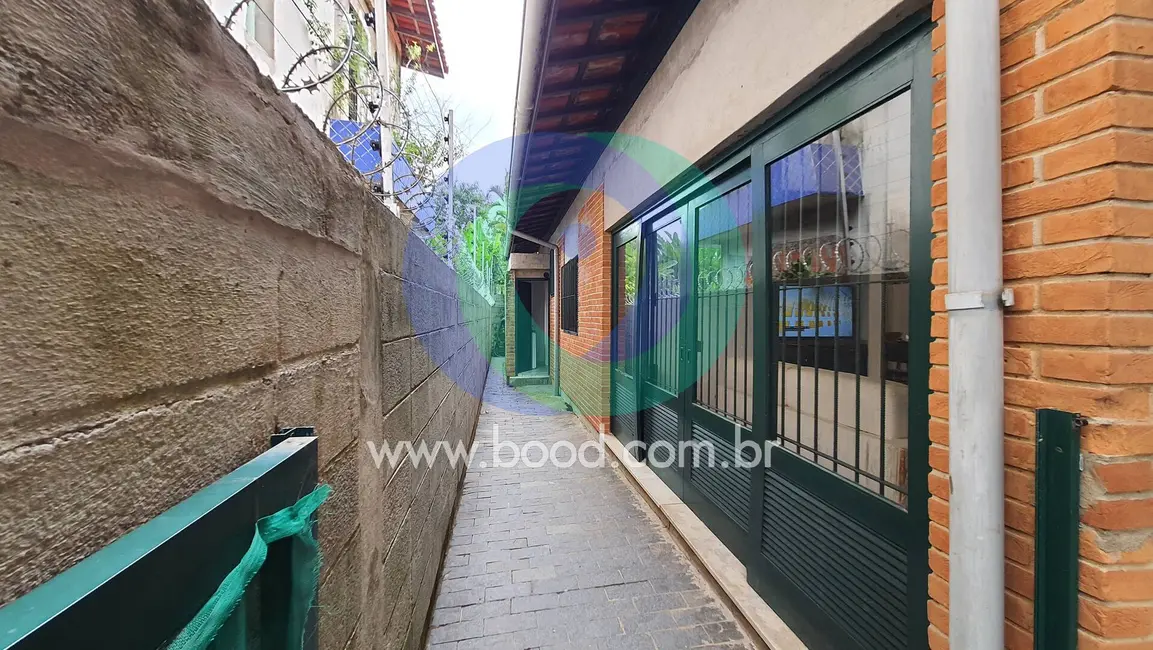 Sobrado com 4 quartos à venda, 235m2 em Jardim Virgínia, Guaruja - SP - imagem 8 Foto 8 de Sobrado com 4 quartos à venda, 235m2 em Jardim Virgínia, Guaruja - SP