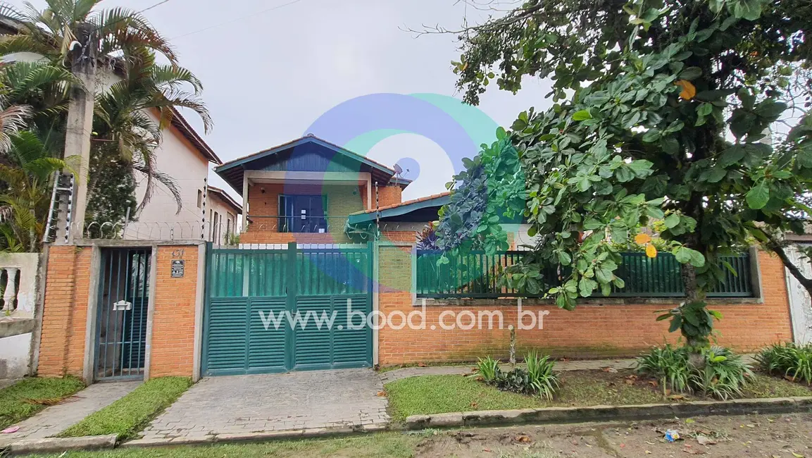 Foto 1 de Sobrado com 4 quartos à venda, 235m2 em Jardim Virgínia, Guaruja - SP
