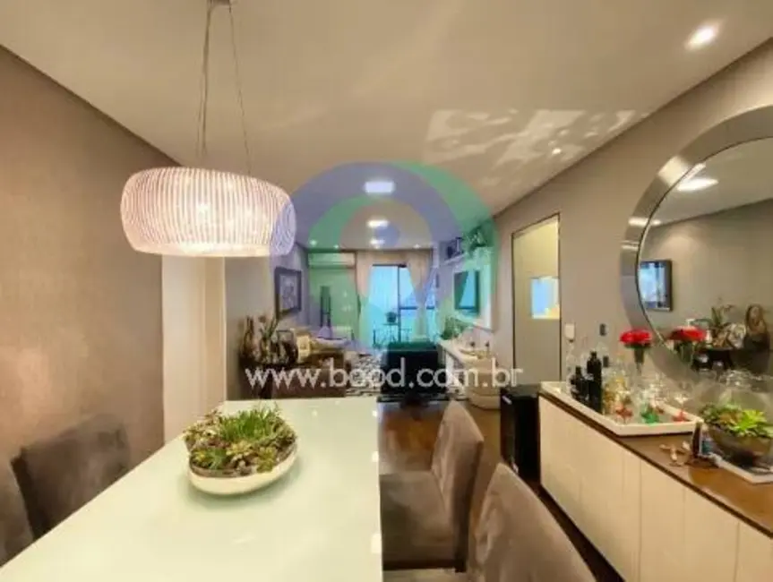 Apartamento com 3 quartos à venda, 130m2 em Ponta da Praia, Santos - SP - imagem 4 Foto 4 de Apartamento com 3 quartos à venda, 130m2 em Ponta da Praia, Santos - SP