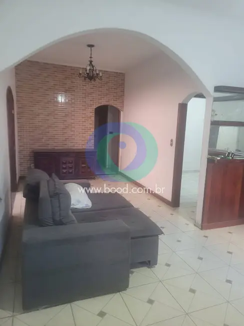 Casa com 3 quartos à venda, 200m2 em Aviação, Praia Grande - SP - imagem 2 Foto 2 de Casa com 3 quartos à venda, 200m2 em Aviação, Praia Grande - SP