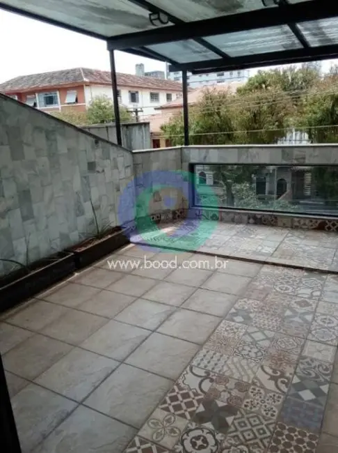 Casa com 3 quartos para alugar, 320m2 em Gonzaga, Santos - SP - imagem 7 Foto 7 de Casa com 3 quartos para alugar, 320m2 em Gonzaga, Santos - SP