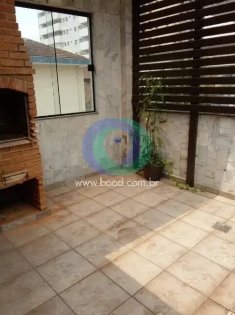 Casa com 3 quartos para alugar, 320m2 em Gonzaga, Santos - SP - imagem 3 Foto 3 de Casa com 3 quartos para alugar, 320m2 em Gonzaga, Santos - SP