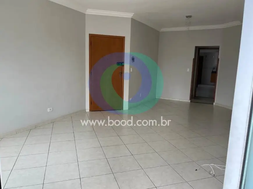Apartamento com 3 quartos à venda e para alugar, 130m2 em Gonzaga, Santos - SP - imagem 3 Foto 3 de Apartamento com 3 quartos à venda e para alugar, 130m2 em Gonzaga, Santos - SP