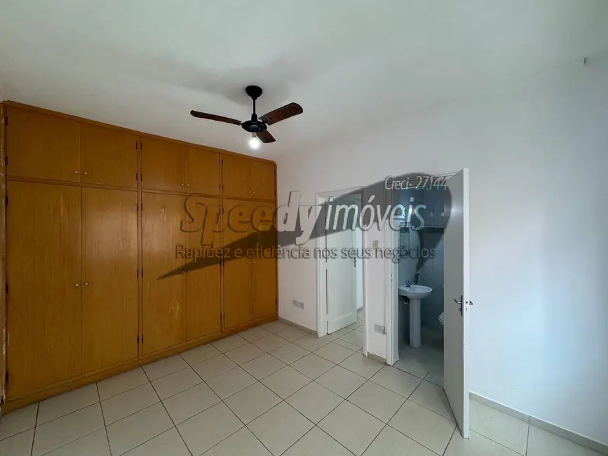 Apartamento com 3 quartos para alugar, 126m2 em Boqueirão, Santos - SP - imagem 8 Foto 8 de Apartamento com 3 quartos para alugar, 126m2 em Boqueirão, Santos - SP