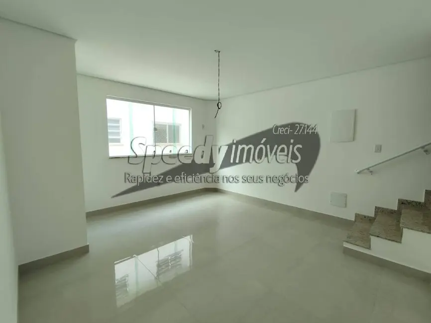 Casa com 2 quartos à venda, 100m2 em Campo Grande, Santos - SP - imagem 2 Foto 2 de Casa com 2 quartos à venda, 100m2 em Campo Grande, Santos - SP