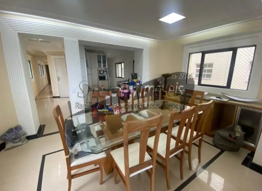 Apartamento com 4 quartos à venda, 190m2 em Pitangueiras, Guaruja - SP - imagem 5 Foto 5 de Apartamento com 4 quartos à venda, 190m2 em Pitangueiras, Guaruja - SP