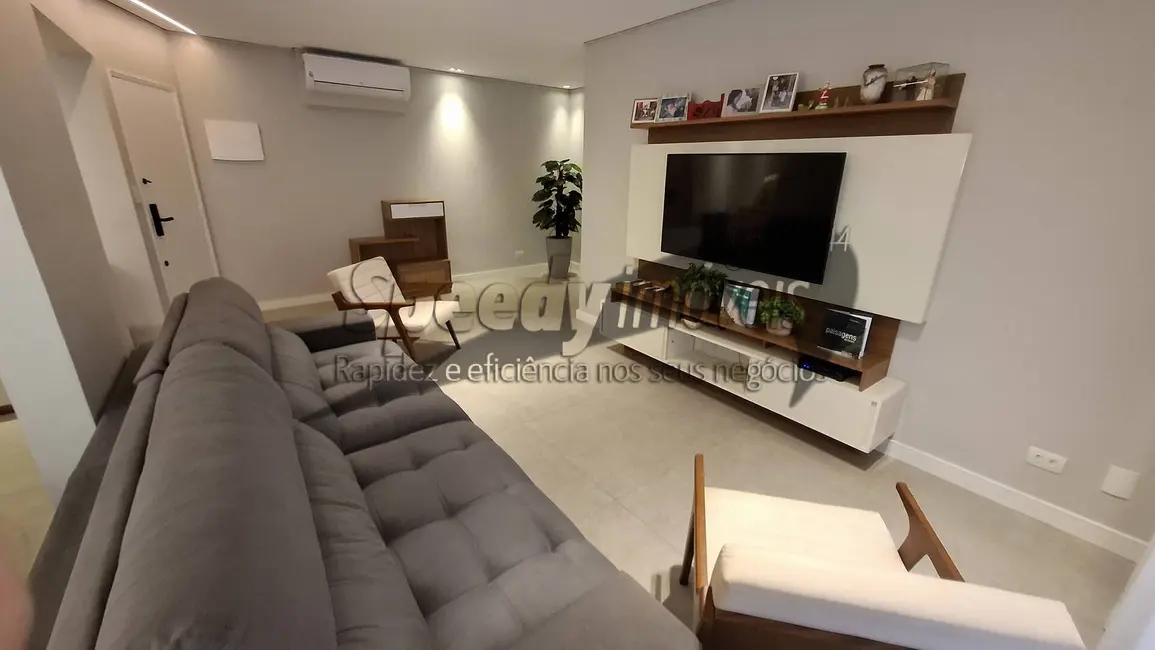 Foto 2 de Apartamento com 3 quartos à venda, 108m2 em Embaré, Santos - SP