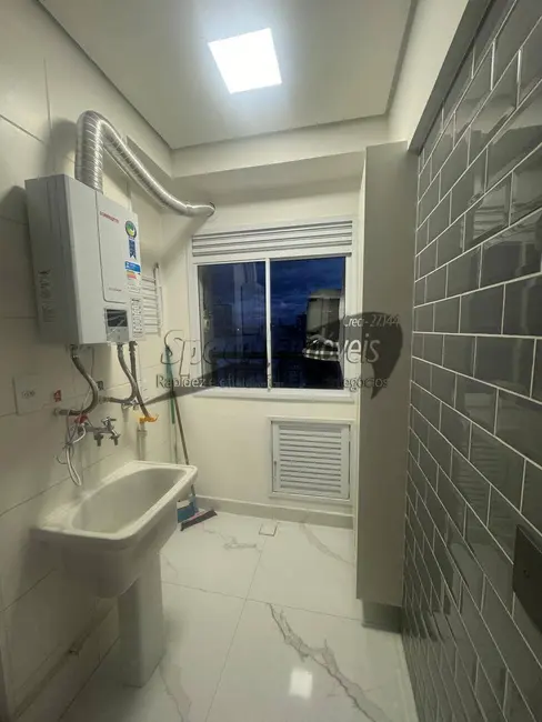 Apartamento com 3 quartos para alugar, 84m2 em Marapé, Santos - SP - imagem 8 Foto 8 de Apartamento com 3 quartos para alugar, 84m2 em Marapé, Santos - SP