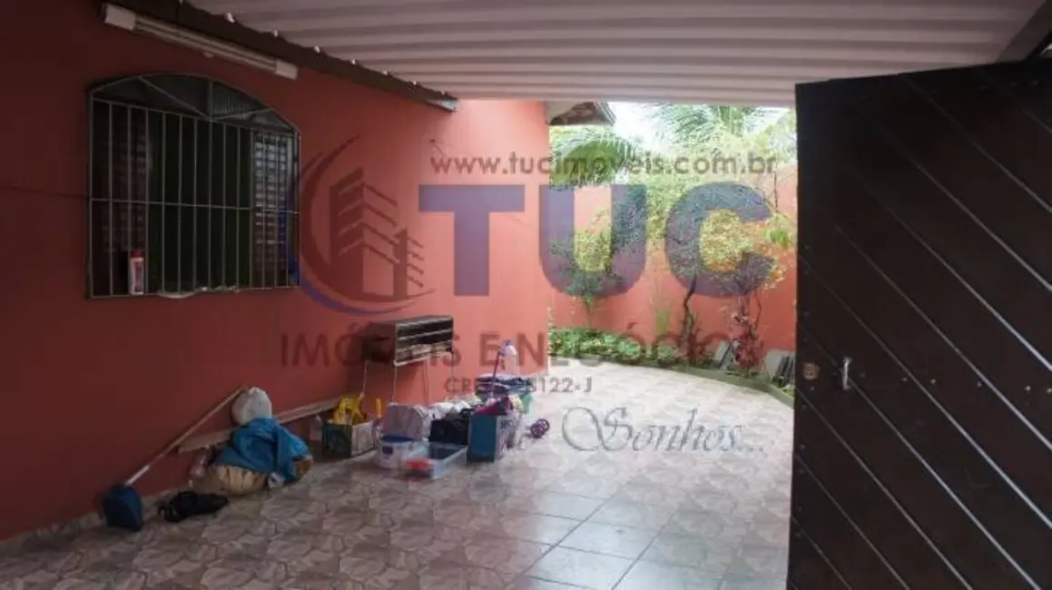 Foto 2 de Casa com 2 quartos à venda, 146m2 em Mongagua - SP