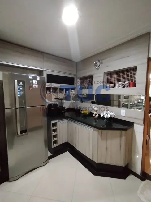 Foto 2 de Casa com 3 quartos à venda, 179m2 em Alvarenga, Sao Bernardo Do Campo - SP