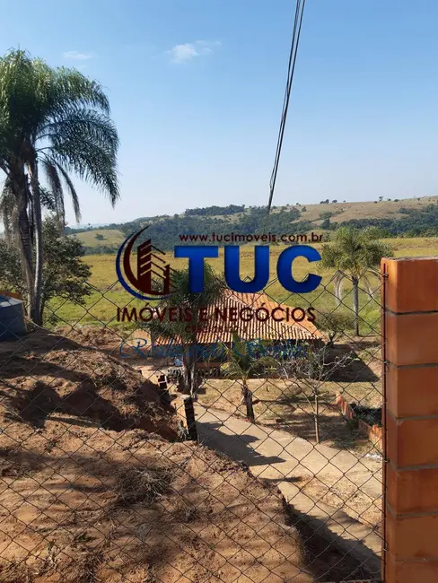 Foto 4 de Chácara com 2 quartos à venda, 770m2 em Centro, Bofete - SP