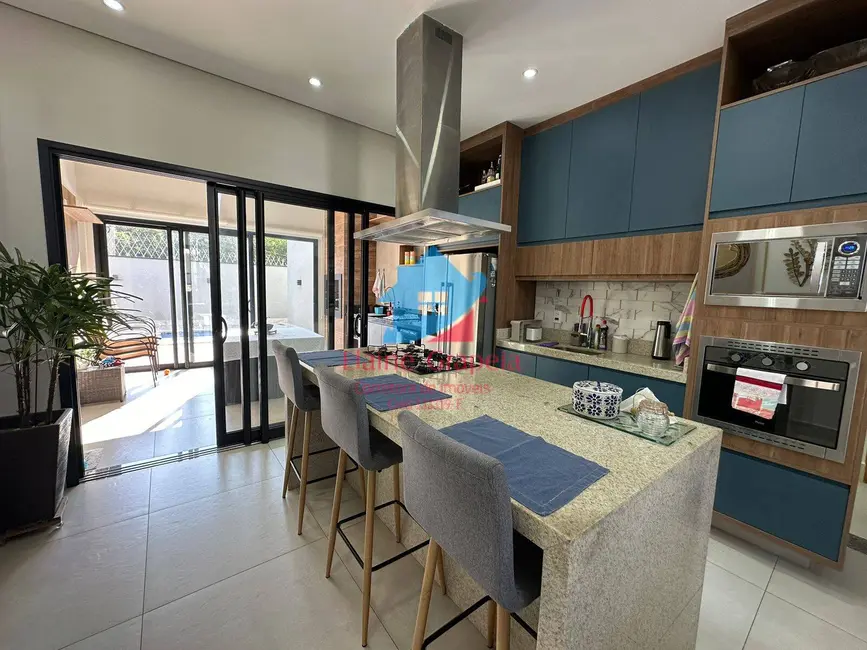 Foto 9 de Casa com 3 quartos à venda, 300m2 em Roncáglia, Valinhos - SP