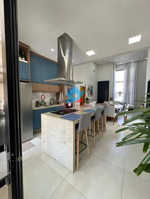 Foto 7 de Casa com 3 quartos à venda, 300m2 em Roncáglia, Valinhos - SP