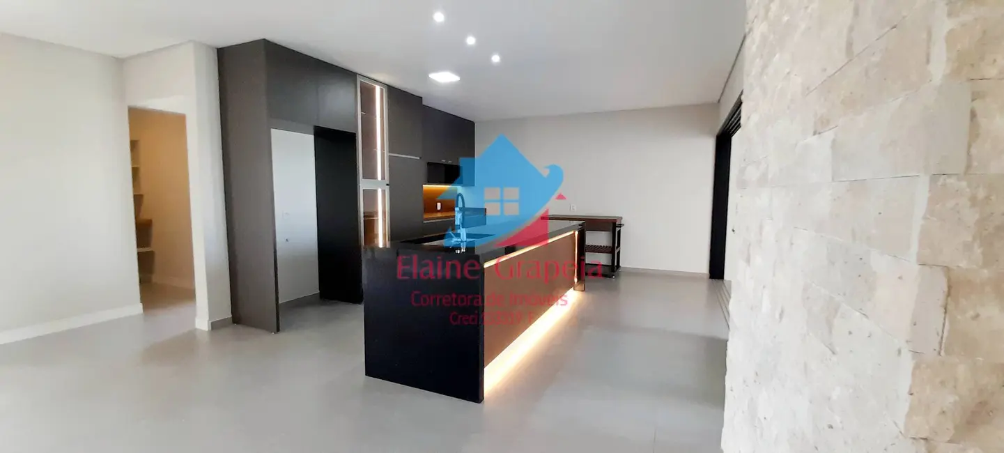 Casa à venda, 800m2 em Monte Alegre, Vinhedo - SP - imagem 7 Foto 7 de Casa à venda, 800m2 em Monte Alegre, Vinhedo - SP