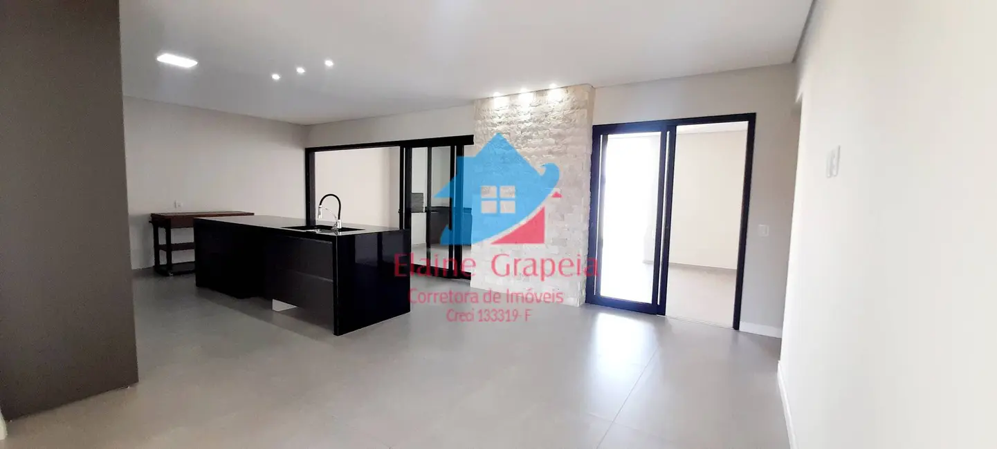 Casa à venda, 800m2 em Monte Alegre, Vinhedo - SP - imagem 8 Foto 8 de Casa à venda, 800m2 em Monte Alegre, Vinhedo - SP